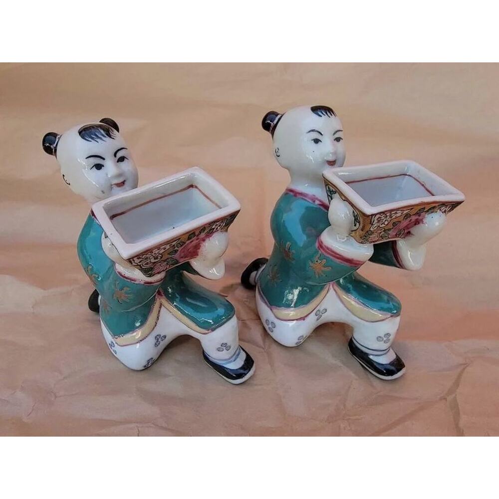 Vintage Set of 2 Porcelain Kneeling Chinese Children Figures Salt Seller
